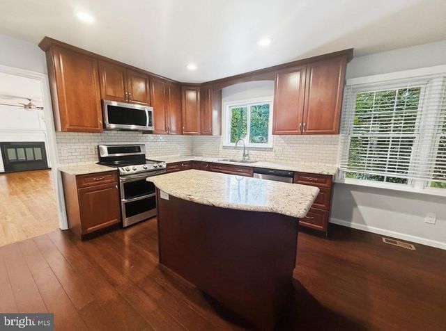 139 BELMONT DR, Wilmington, DE 19808