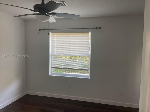 10739 Oak Bend Way, Wellington, FL 33414