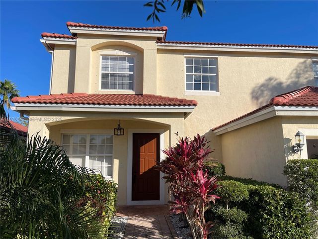 10739 Oak Bend Way, Wellington, FL 33414