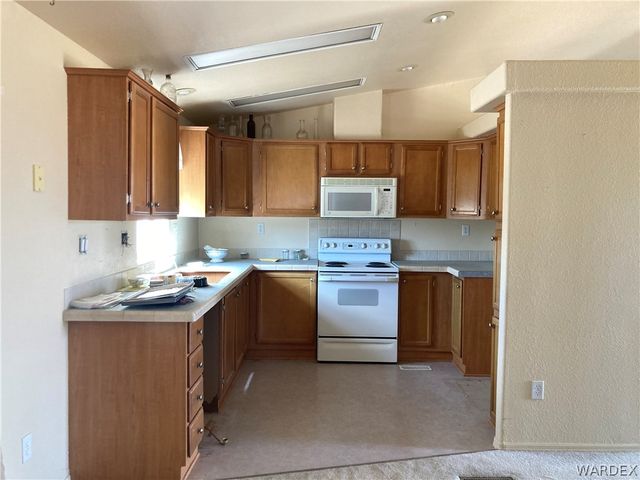 18901 N Remuda Drive, Dolan Springs, AZ 86441