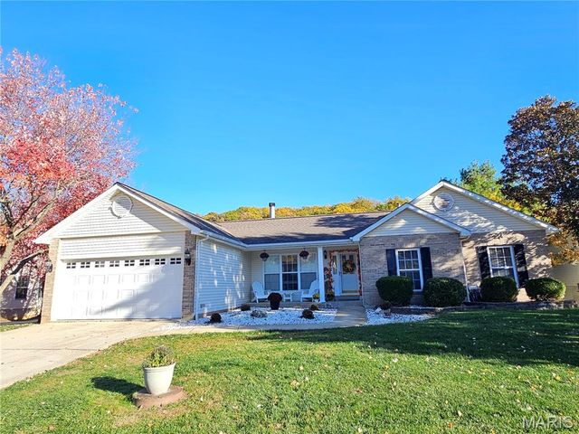 2240 Fairway, High Ridge, MO 63049