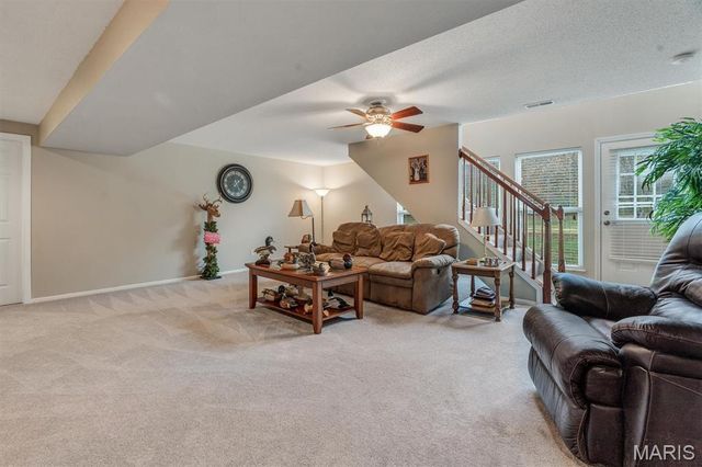 2240 Fairway, High Ridge, MO 63049