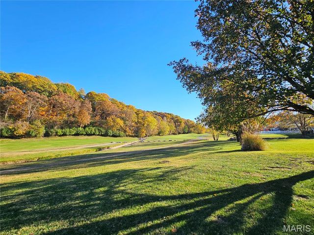 2240 Fairway, High Ridge, MO 63049