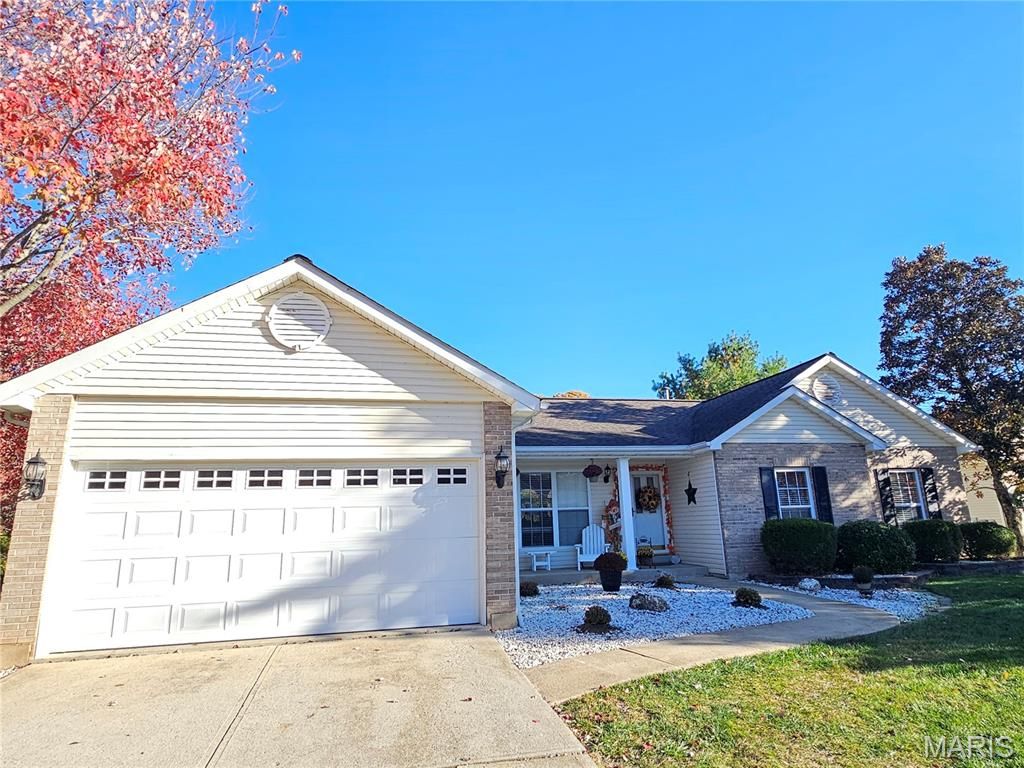 2240 Fairway, High Ridge, MO 63049