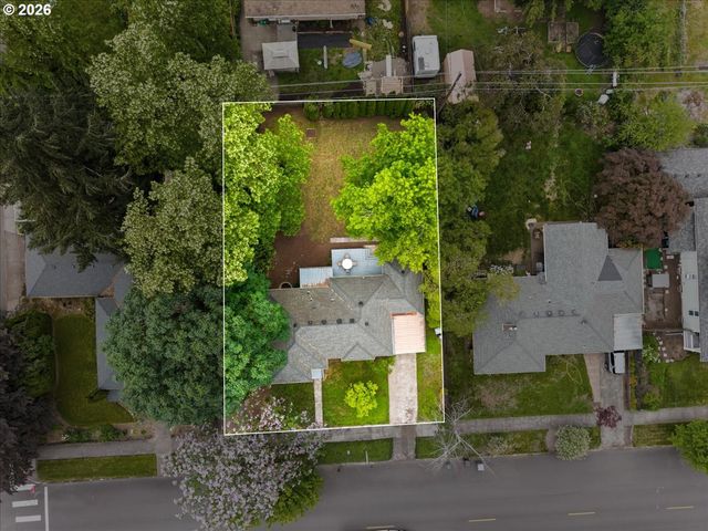 466 Nw 3RD Ave, Canby, OR 97013