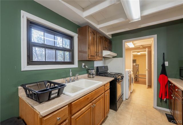 424 Rugby Road, Utica, NY 13502