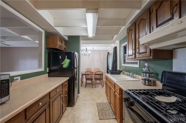 424 Rugby Road, Utica, NY 13502