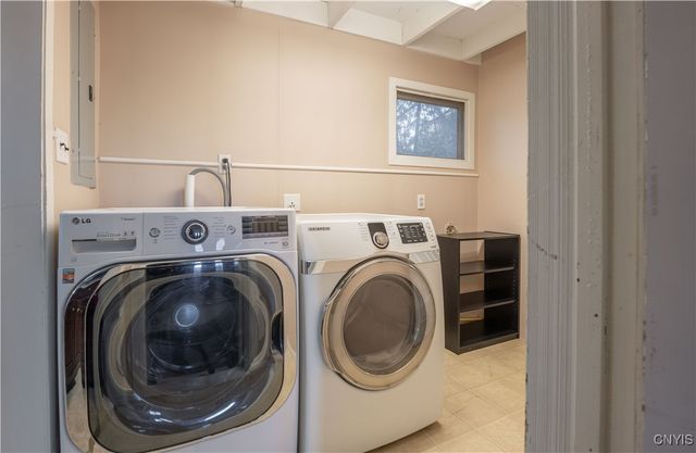 424 Rugby Road, Utica, NY 13502