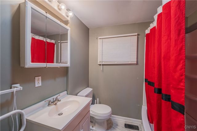 424 Rugby Road, Utica, NY 13502