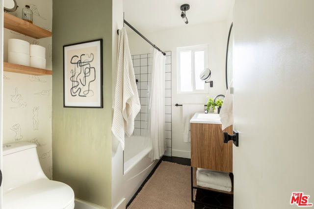 4253 Guardia Avenue, Los Angeles, CA 90032