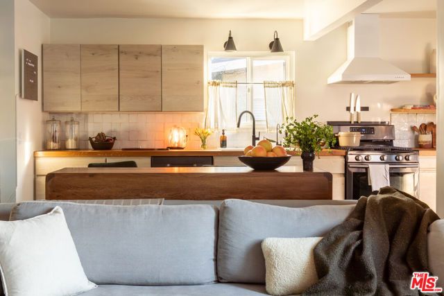 4253 Guardia Avenue, Los Angeles, CA 90032