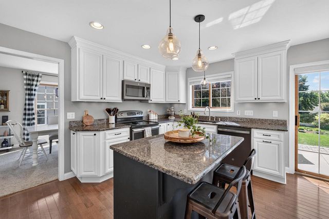 8819 W Whispering Oaks Court, Franklin, WI 53132