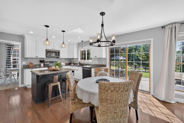 8819 W Whispering Oaks Court, Franklin, WI 53132