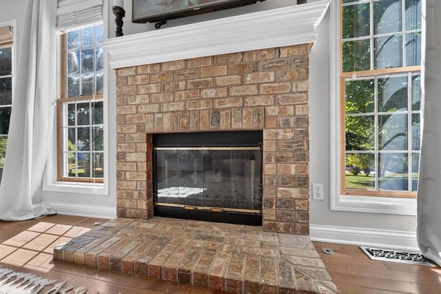 8819 W Whispering Oaks Court, Franklin, WI 53132
