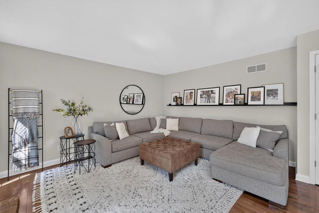 8819 W Whispering Oaks Court, Franklin, WI 53132