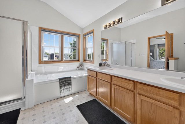 8819 W Whispering Oaks Court, Franklin, WI 53132