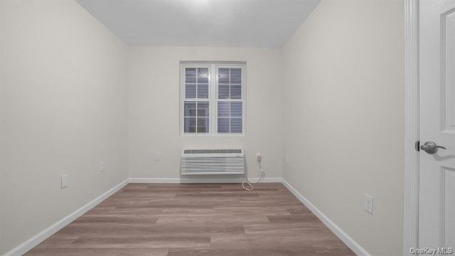 953 E 229th Street, Bronx, NY 10466