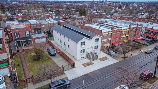 953 E 229th Street, Bronx, NY 10466