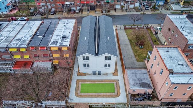 953 E 229th Street, Bronx, NY 10466