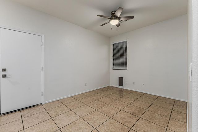 20944 N 94th Lane, Peoria, AZ 85382