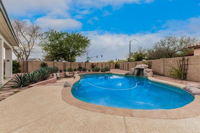 20944 N 94th Lane, Peoria, AZ 85382