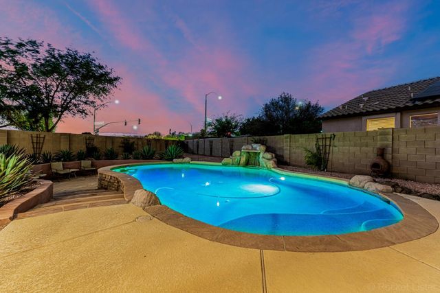 20944 N 94th Lane, Peoria, AZ 85382