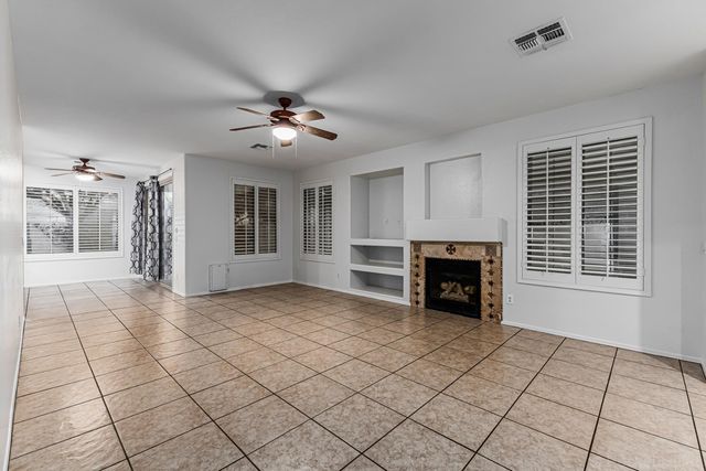 20944 N 94th Lane, Peoria, AZ 85382