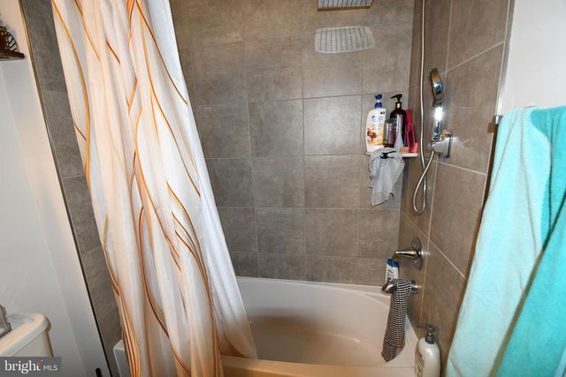 5937 NORTHWEST DR #(MASTER BEDROOM), Hyattsville, MD 20782