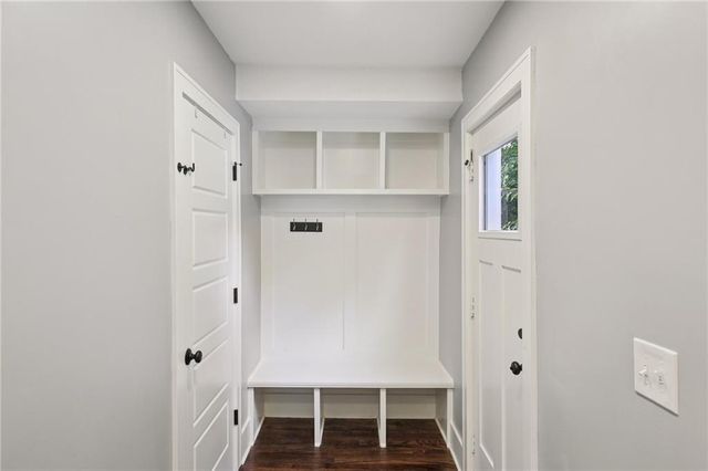 1010 E 76 Street, Kansas City, MO 64131