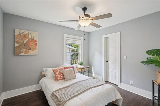 1010 E 76 Street, Kansas City, MO 64131