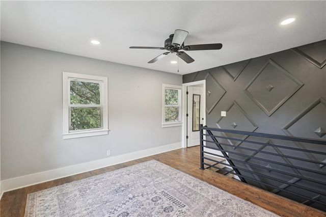 1010 E 76 Street, Kansas City, MO 64131