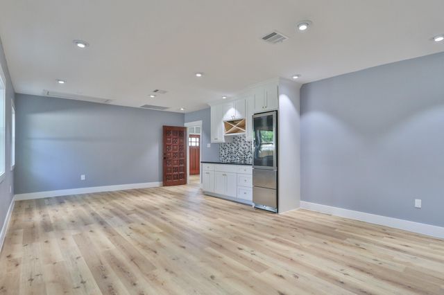 601 Cottage Street, Houston, TX 77009