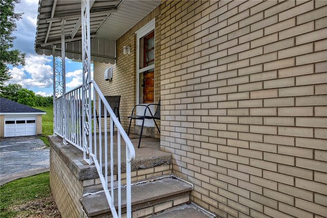 4373 State Rte 136, Hempfield Twp, PA 15601