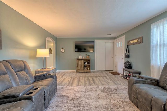 4373 State Rte 136, Hempfield Twp, PA 15601