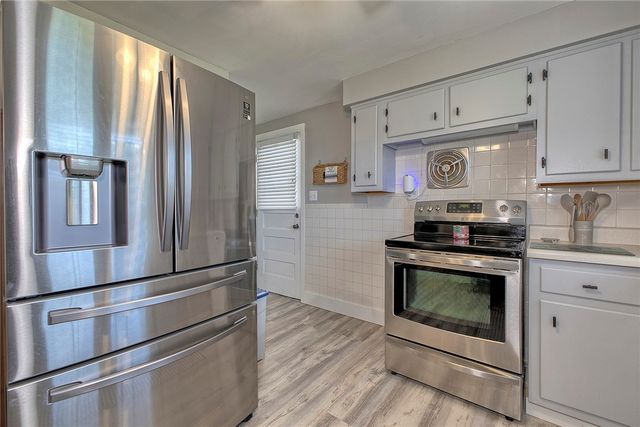 4373 State Rte 136, Hempfield Twp, PA 15601