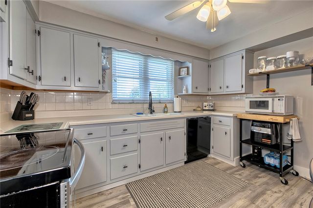 4373 State Rte 136, Hempfield Twp, PA 15601