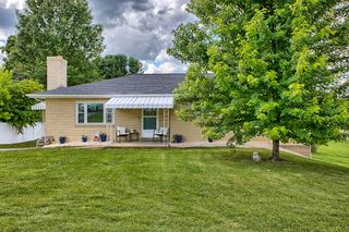 4373 State Rte 136, Hempfield Twp, PA 15601