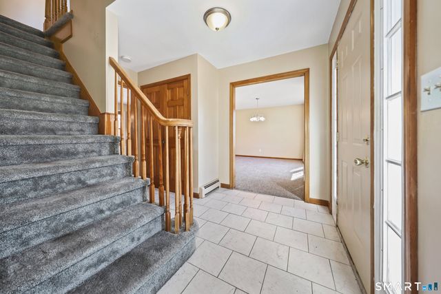 22 Greenwood Circle, Seymour, CT 06483