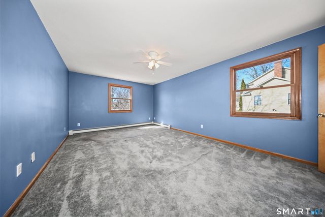 22 Greenwood Circle, Seymour, CT 06483