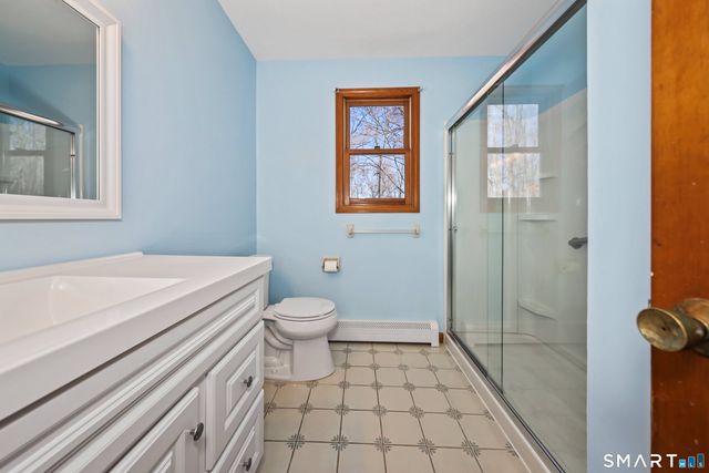 22 Greenwood Circle, Seymour, CT 06483