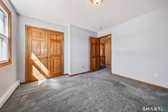 22 Greenwood Circle, Seymour, CT 06483