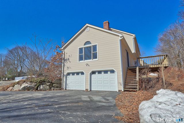 22 Greenwood Circle, Seymour, CT 06483