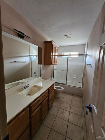 512 E Upas Avenue 4, Mcallen, TX 78501