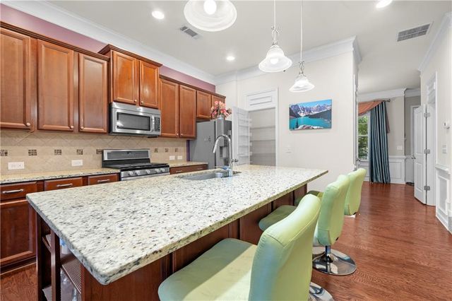 2634 Portbury Place NE, Atlanta, GA 30329
