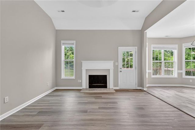 109 Arlington Court, Newnan, GA 30263