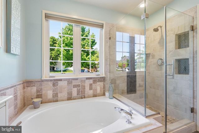 303 CREEKS END LN, Stevensville, MD 21666