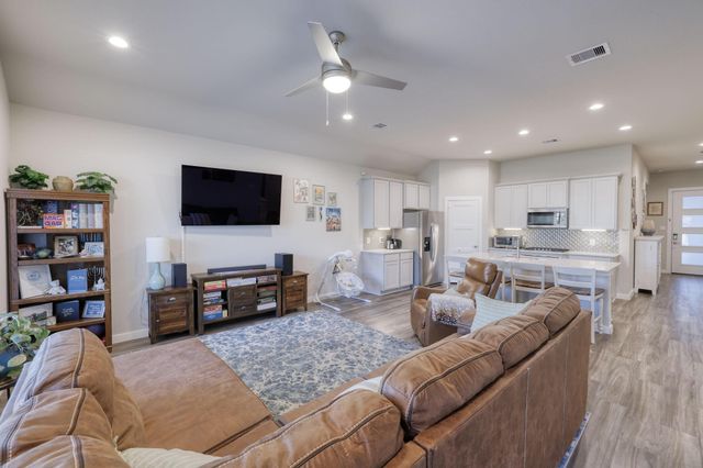 10026 Angelina Woods Lane, Conroe, TX 77384