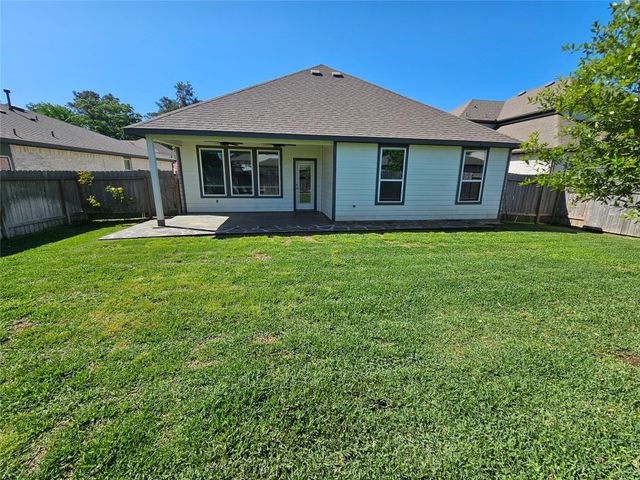 10026 Angelina Woods Lane, Conroe, TX 77384