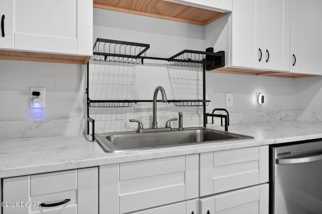 731 Greenway Place, Daytona Beach, FL 32114