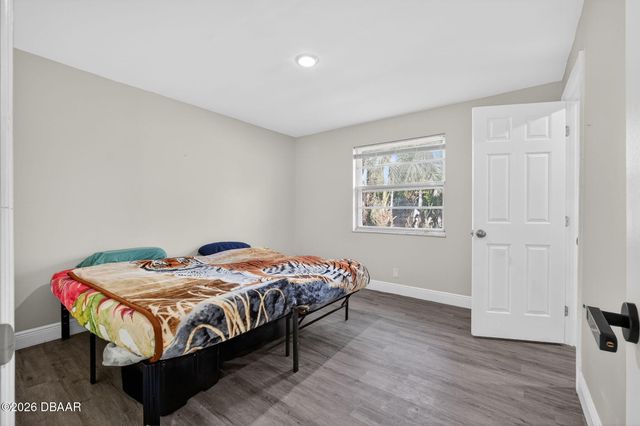 731 Greenway Place, Daytona Beach, FL 32114